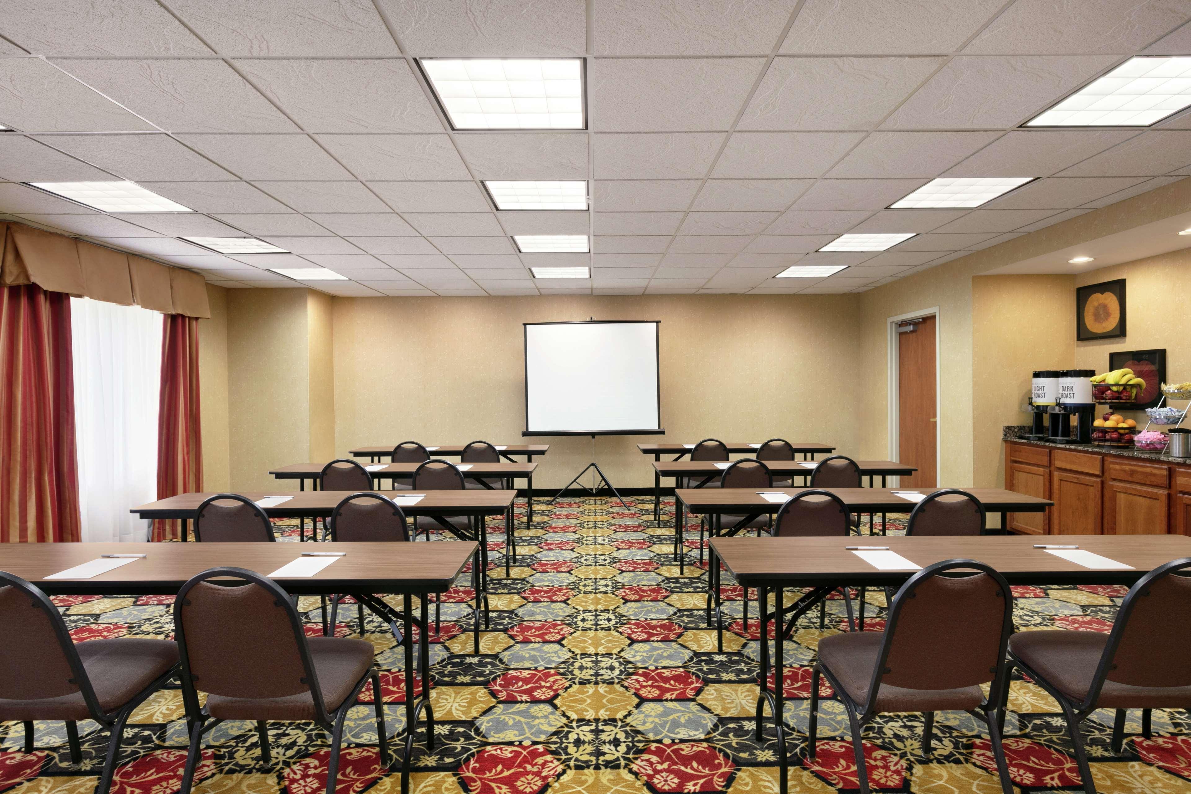 Hampton Inn & Suites לאוטון מראה חיצוני תמונה