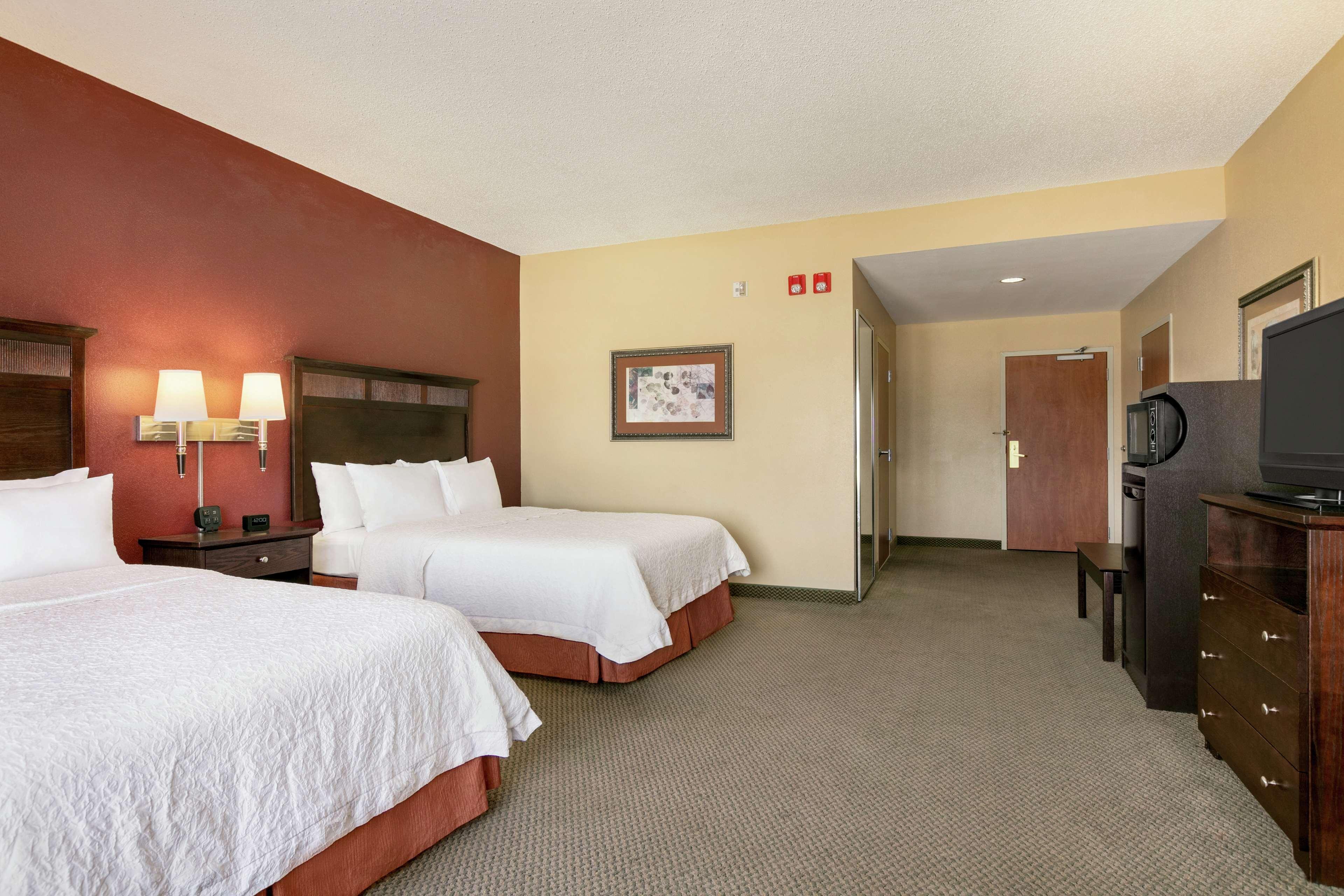Hampton Inn & Suites לאוטון מראה חיצוני תמונה