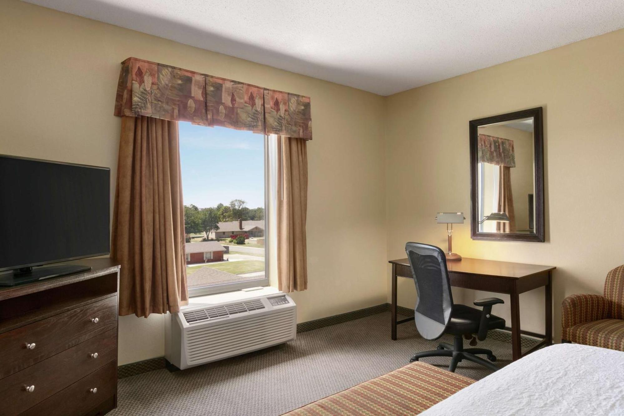 Hampton Inn & Suites לאוטון מראה חיצוני תמונה