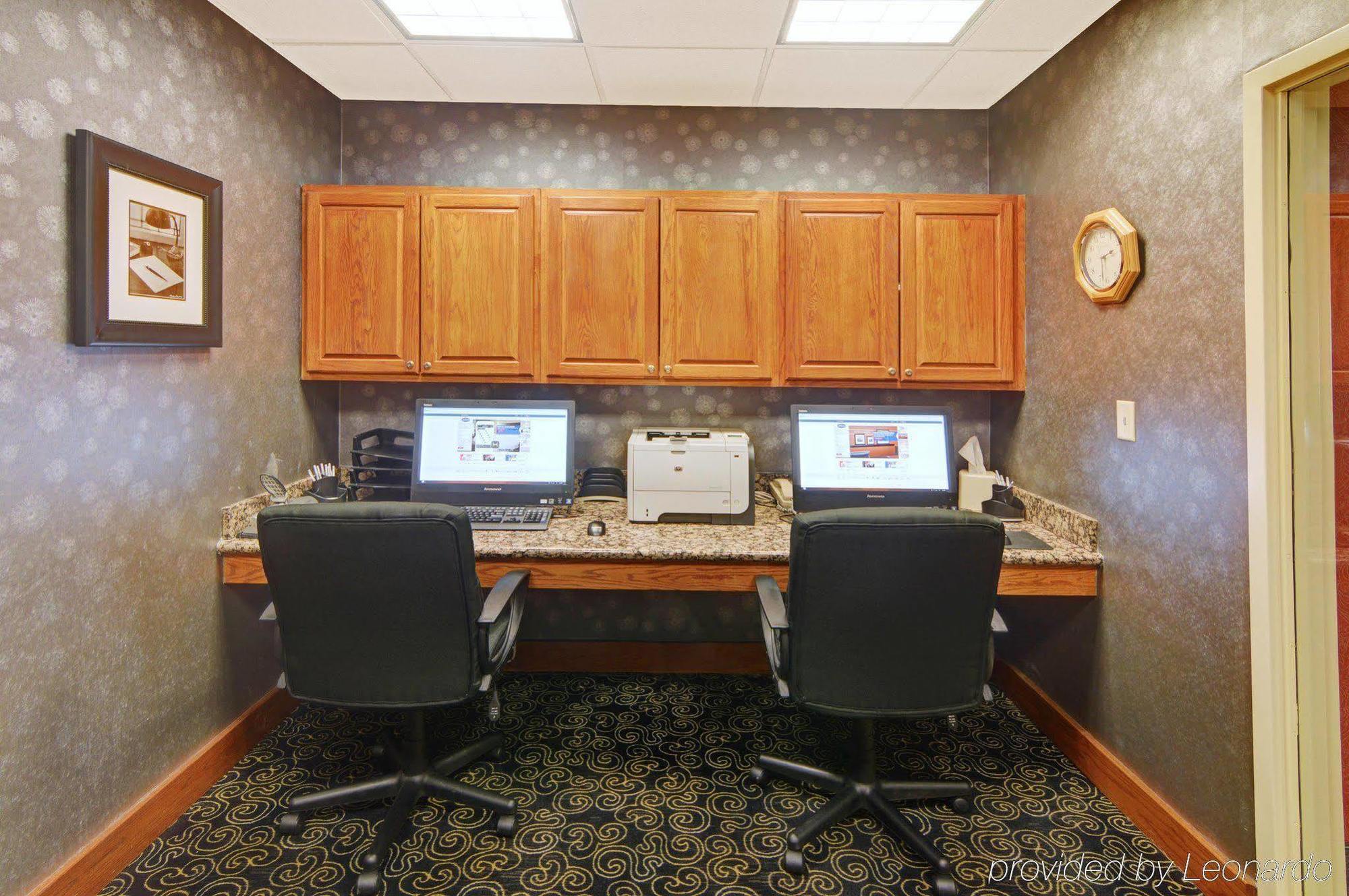 Hampton Inn & Suites לאוטון מראה חיצוני תמונה