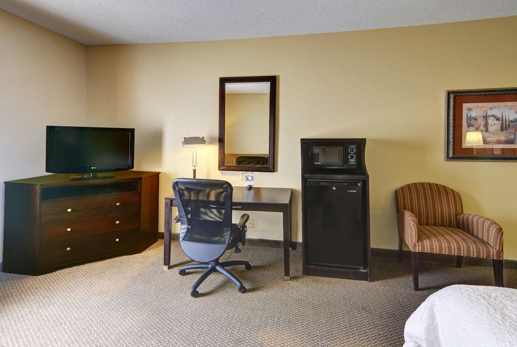 Hampton Inn & Suites לאוטון חדר תמונה
